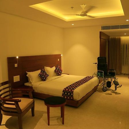 Hotel Victoria International Kattappana 외부 사진