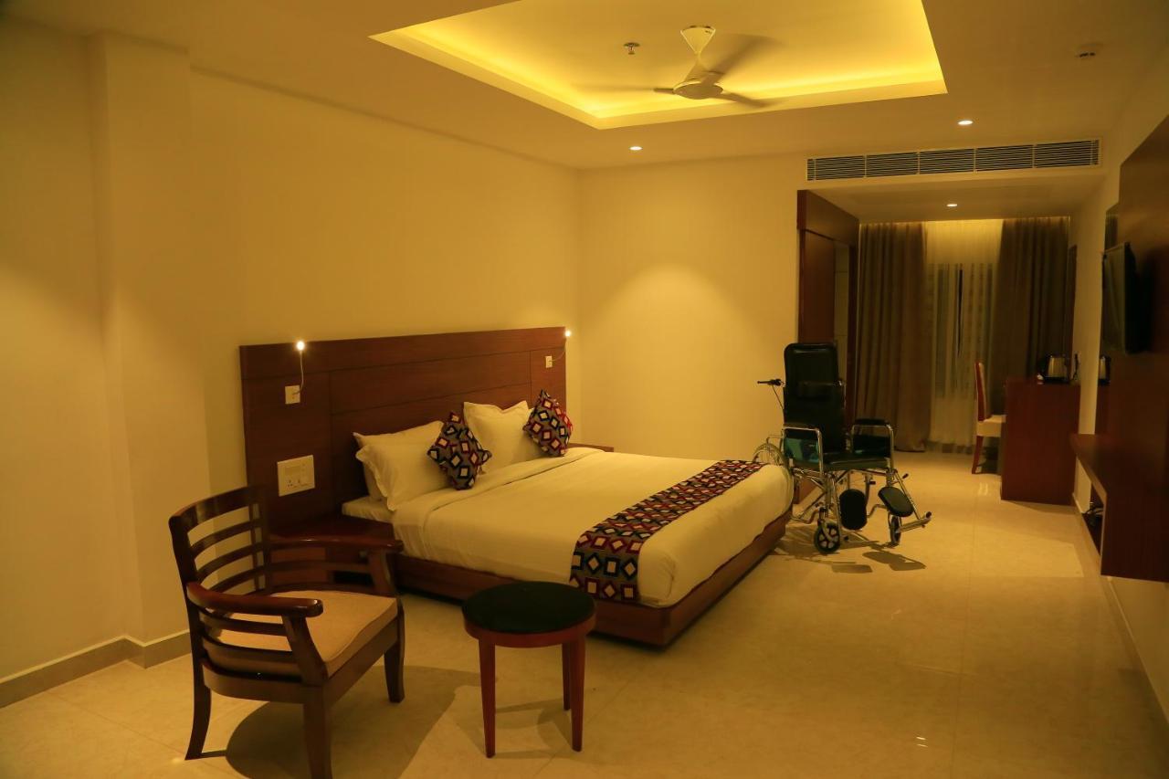 Hotel Victoria International Kattappana 외부 사진
